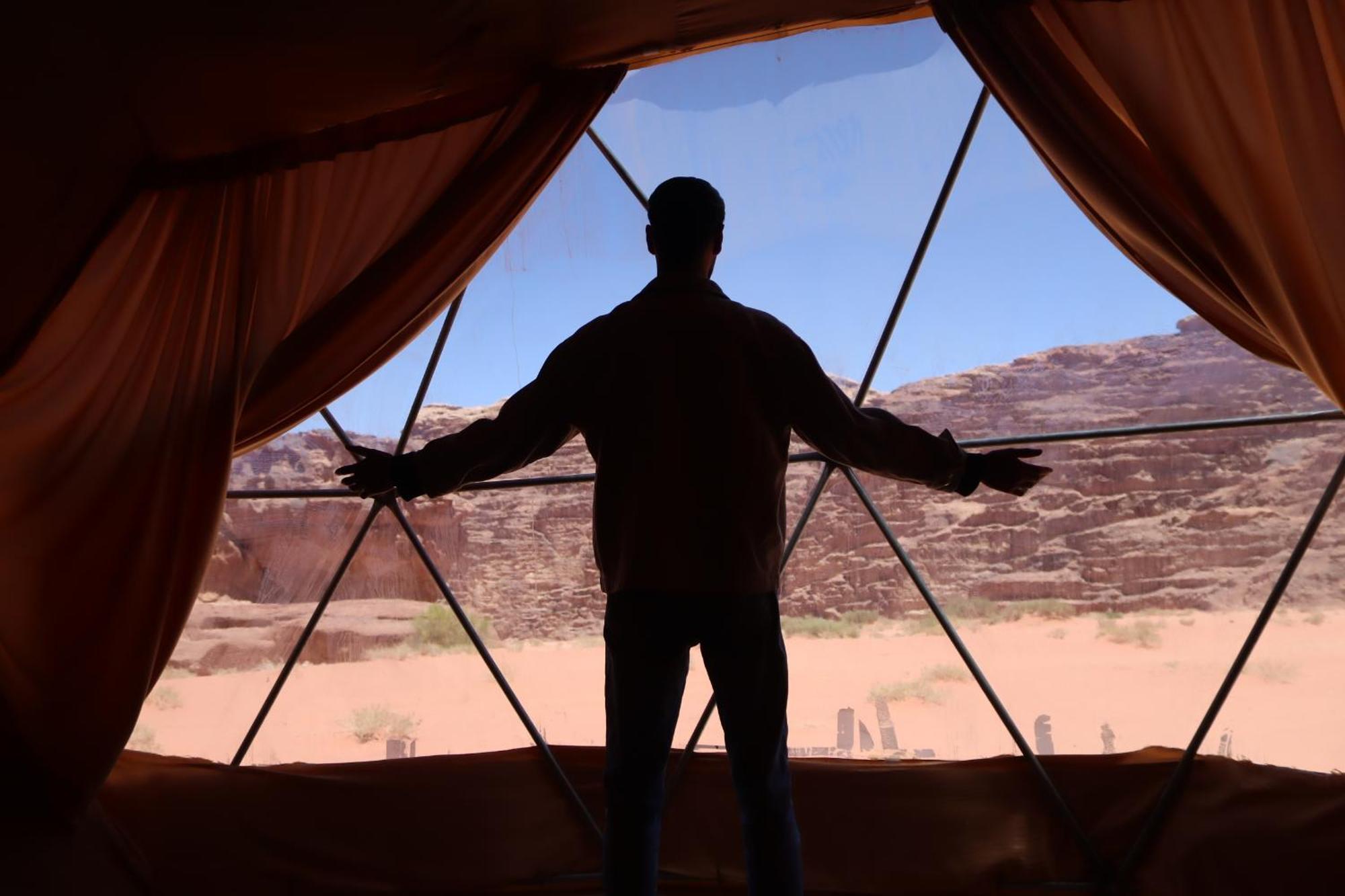 Wadi Rum Bubble Camp & Tour Экстерьер фото